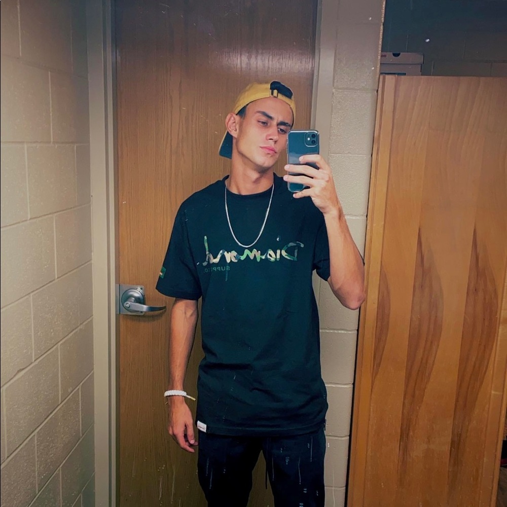 Meet your Posher, Felipe